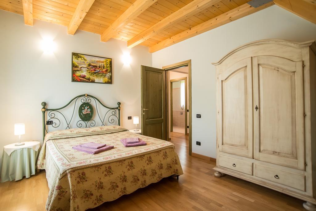 Case Vacanza Orchidea Coreglia Antelminelli Habitación foto